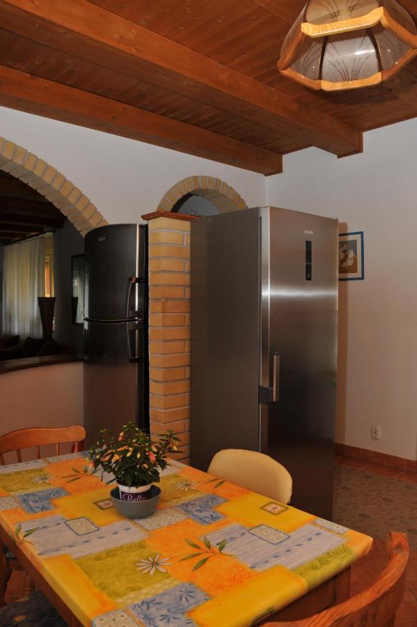 Bed and Breakfast Casa Napsugár Panzió Apostag Esterno foto