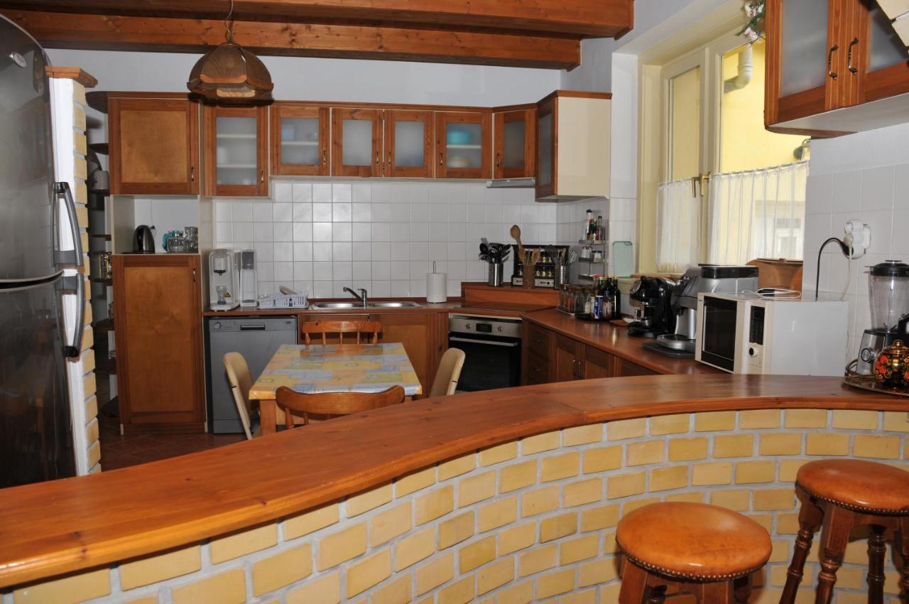Bed and Breakfast Casa Napsugár Panzió Apostag Esterno foto